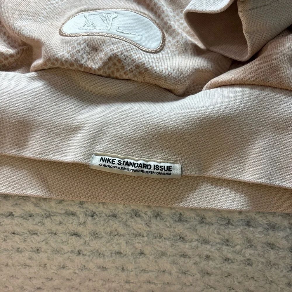 Nike Tan Sweater with Relaxed Fit and Hood - Picture 3 of 11